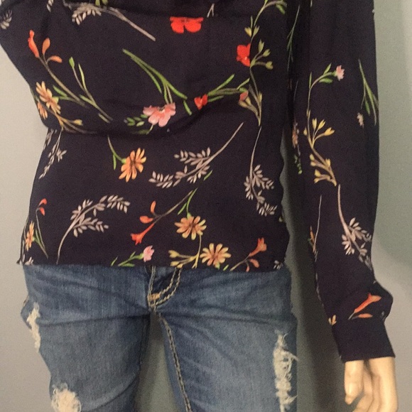 ⭐️ATMOSPHERE Longsleeves Floral Print Sz 16⭐️ - Picture 4 of 12